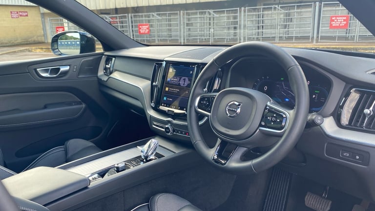 2024 Volvo XC60 2.0 T6 350 RC PHEV Plus Black Ed 5dr AWD Gtron Estate Estate Hybrid Automatic