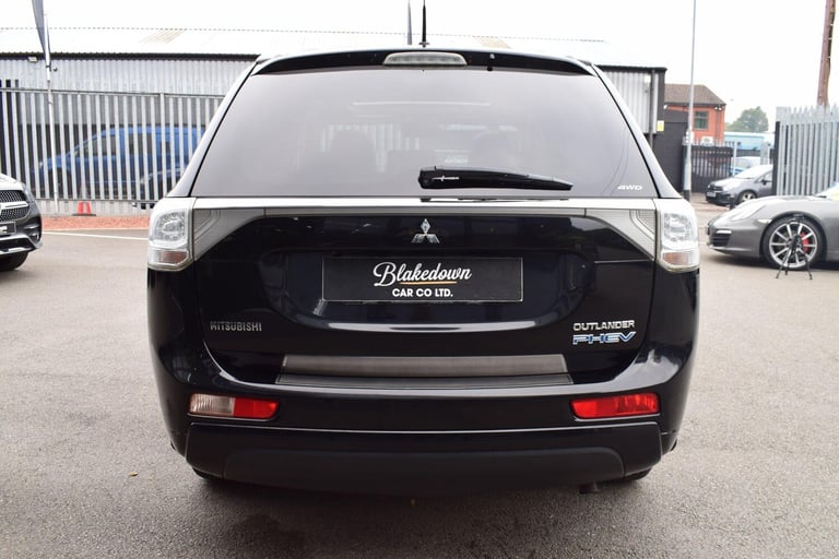 2015 Mitsubishi Outlander 2.0h 12kWh GX4hs CVT 4WD Euro 5 (s/s) 5dr ESTATE Petrol/Electric Hybrid...