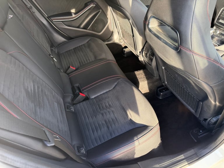 2016 Mercedes-Benz A-Class A180 AMG Line Premium 5dr HATCHBACK Petrol Manual