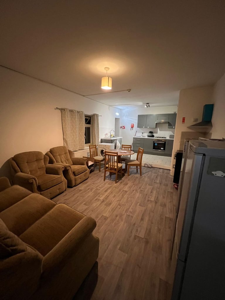 TO LET – Beautiful HMO Accommodation 