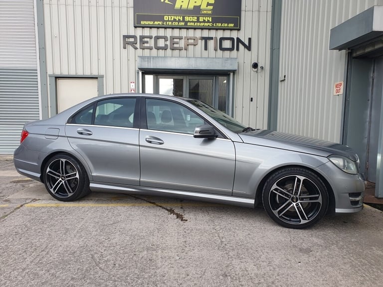 image for 2012 Mercedes-Benz C-Class C220 CDI BlueEFFICIENCY Sport 4dr Auto SALOON DIESEL Automatic