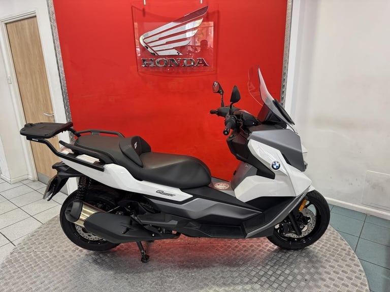 2023 '73' BMW C400GT