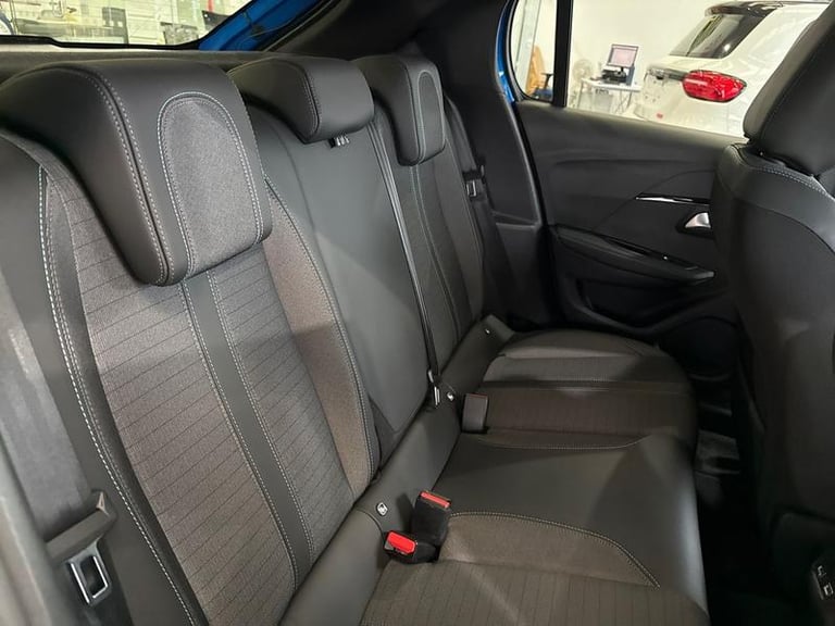 2022 Peugeot 208 1.2 PureTech 100 Allure Premium + 5dr EAT8 Automatic Hatchback Petrol Automatic