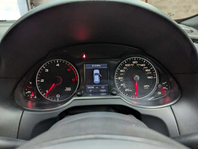 2009 Audi Q5 2.0 TDI Quattro S Line 5dr S Tronic ESTATE Diesel Automatic