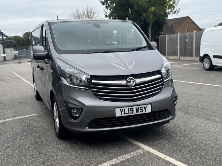 2019 Vauxhall Vivaro 1.6 CDTi 2900 BiTurbo ecoTEC Limited Edition Nav Crew Van Double Cab 5dr Di ...