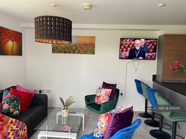 2 bedroom flat in Maltings Close, Cambridge, CB5 (2 bed) (#2562110)