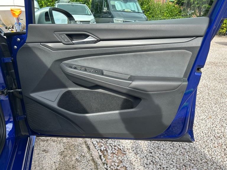 2021 VOLKSWAGEN GOLF MK8 2.0 TSI 320 R 4Motion 5dr DSG