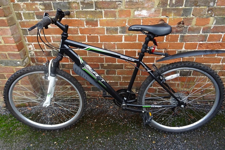 image for HALFORDS APPOLLO SLANT 17 INCH MOUNTAIN BIKE