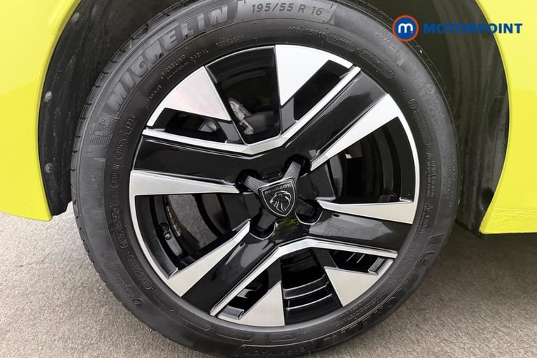 2024 Peugeot 208 1.2 PureTech 100 Allure 5dr Hatchback Petrol Manual