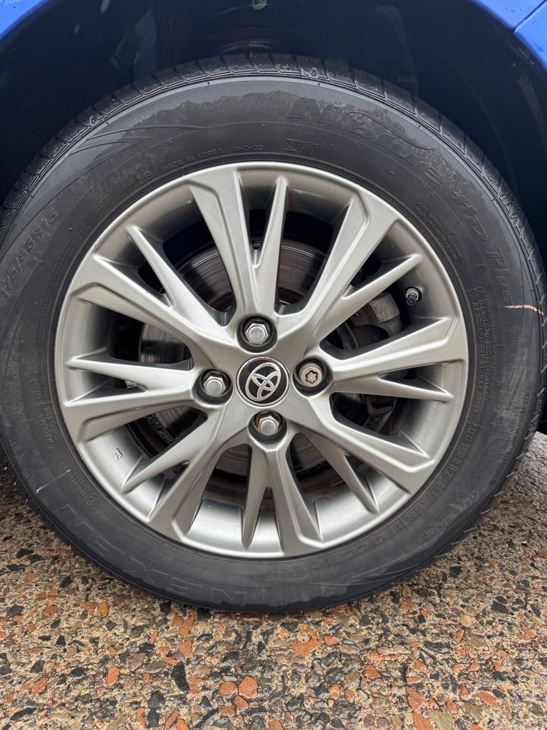 2018 Toyota Yaris icon 1.5 litre petrol manual 34,000 miles fully serviced cheap insurance 