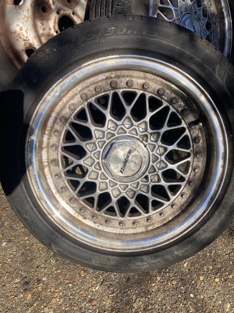 Alloy wheel (s) - Two - Calibre 15 inch vw polo (97)