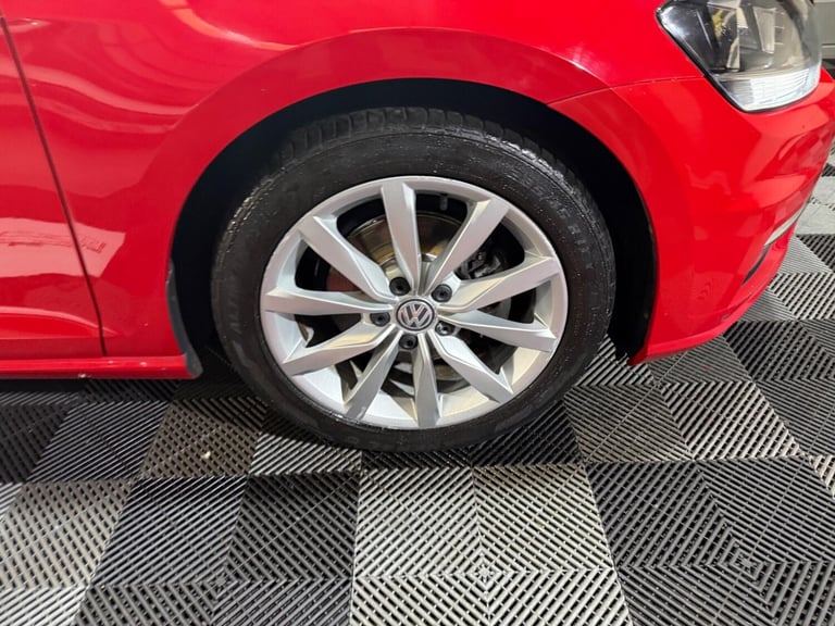 2017 Volkswagen Golf 1.6 TDI BlueMotion Tech GT Euro 6 (s/s) 5dr HATCHBACK Diesel Manual