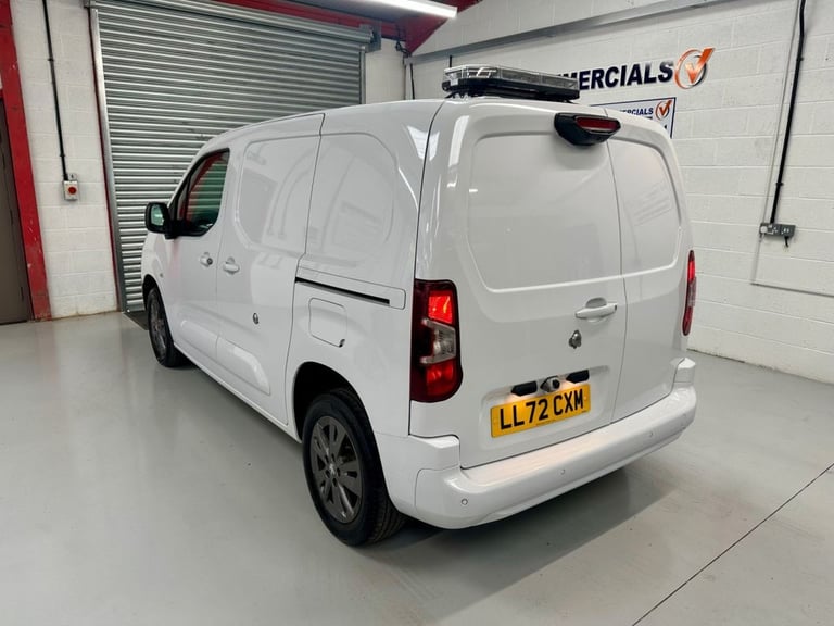 2022 72 PEUGEOT PARTNER 1.5 BLUEHDI 1000 ASPHALT PREMIUM SWB EURO 6 100 BHP * 30