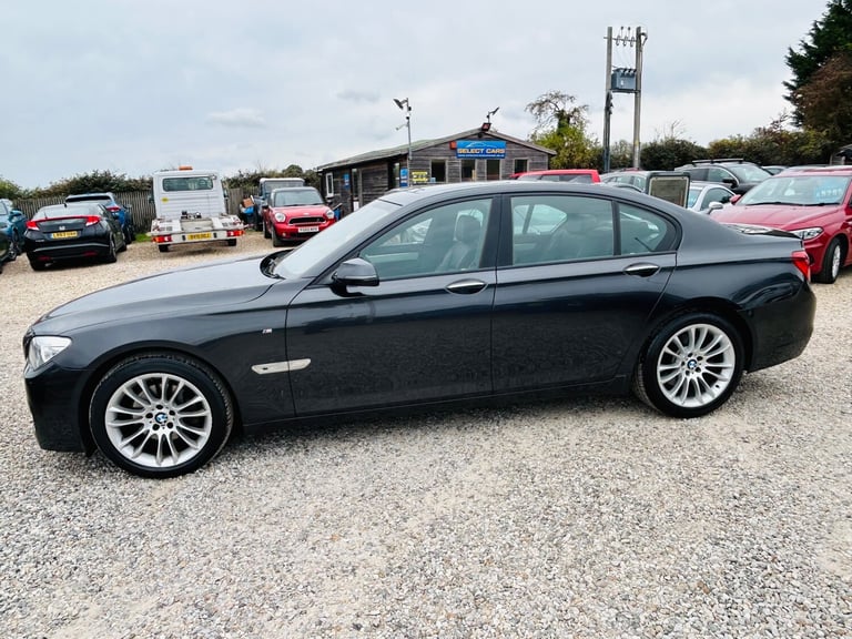 2014 BMW 7 Series 3.0 740d M Sport Saloon 4dr Diesel Auto Euro 5 (s/s) (313 ps)