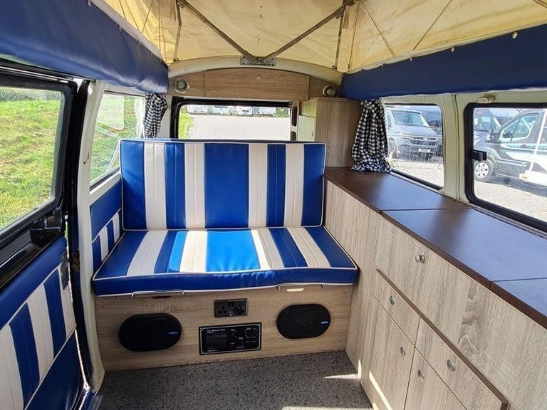 Volkswagen T2 Campervan