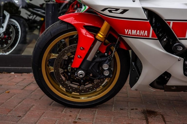 Yamaha R1 50TH ANNIVERSARY ! LOW MILES ! EXTRAS ! STUNNING