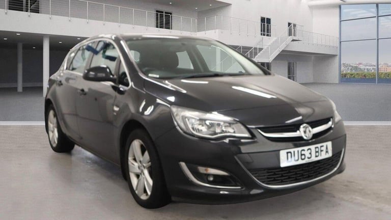  Vauxhall Astra 1.4T 16v SRi Euro 5 5dr Petrol Manual