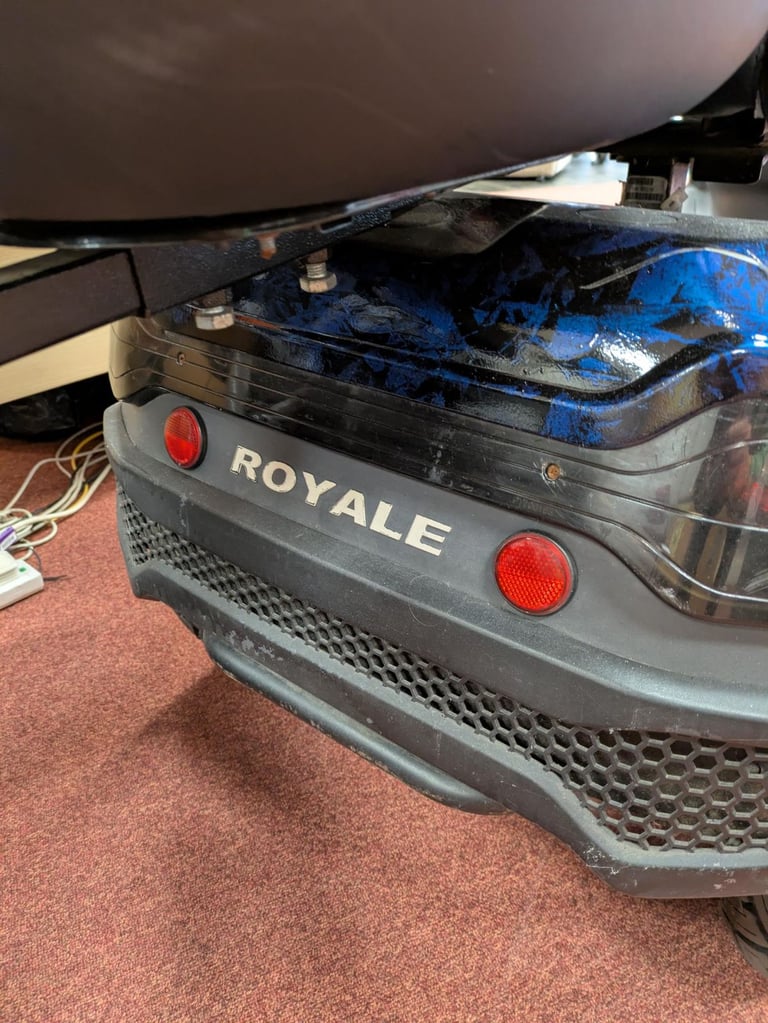 Royale electric mobility scooter