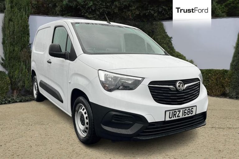 2022 Vauxhall Combo 2300 1.5 Turbo D 100ps H1 Dynamic Van PANEL VAN DIESEL Manual