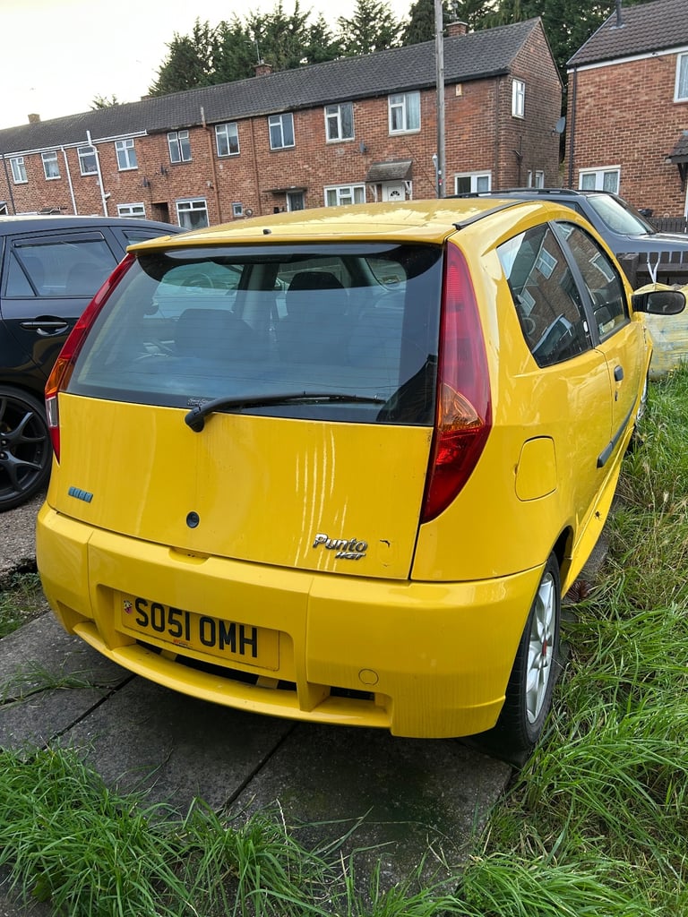 Fiat, PUNTO, Hatchback, 2002, Manual, 1747 (cc), 3 doors