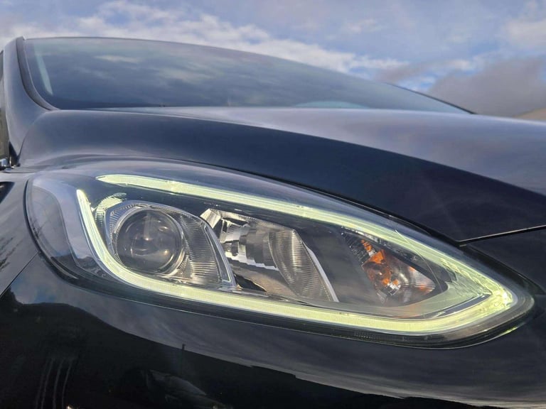 2017 Ford Fiesta 1.1 Ti-VCT Zetec Euro 6 (s/s) 3dr HATCHBACK Petrol Manual