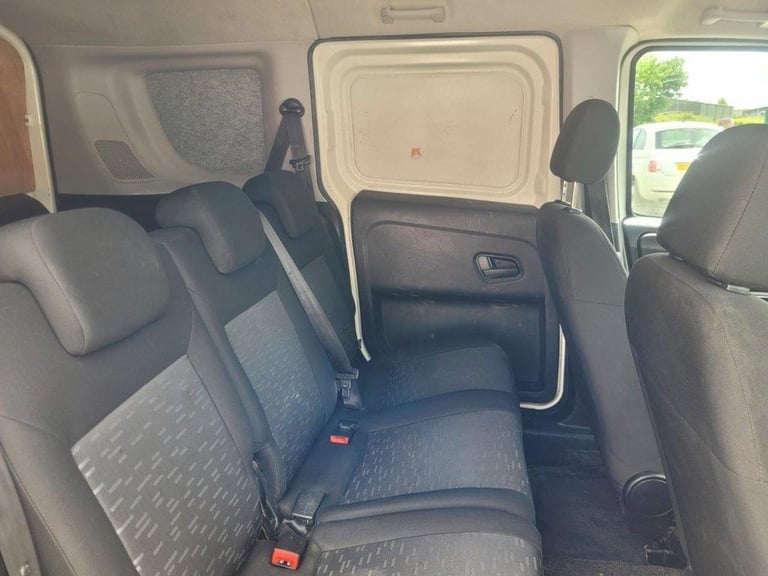 2016 ON 16 PLATE VAUXHALL COMBO 2300 L1HI CDTI SWB DIESEL CREW VAN NO VAT
