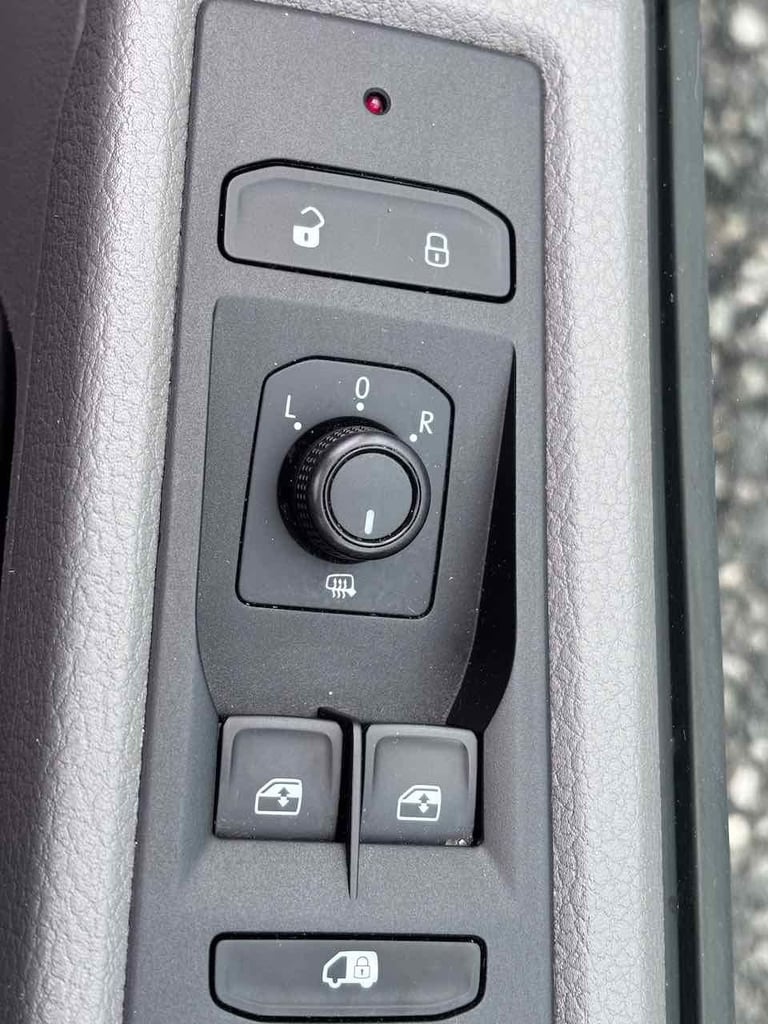 2021 Volkswagen Transporter 2.0 TDI T30 Startline Panel Van 5dr Diesel DSG FWD SWB Euro 6 (s/s) (...