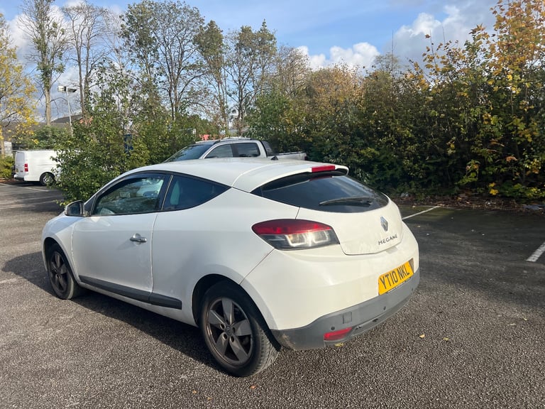 Renault, MEGANE, Coupe, 2010, Manual, 1461 (cc),2 doors - Image 5