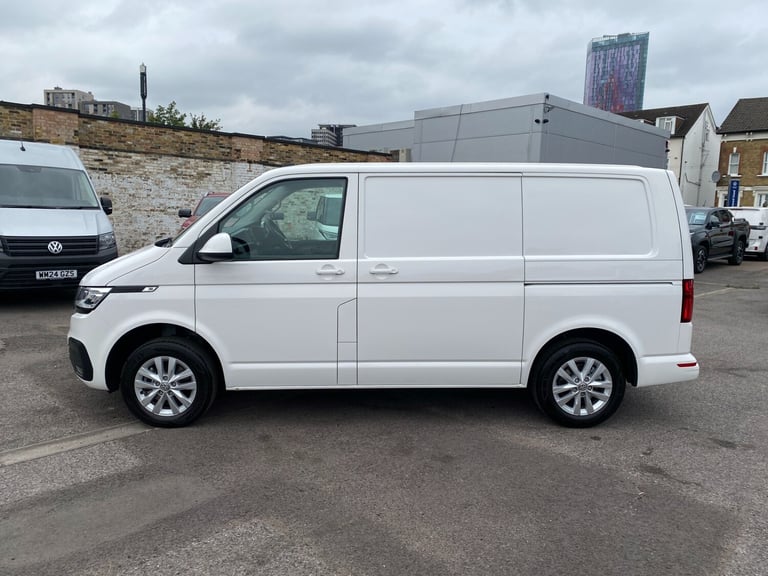 2024 Volkswagen Transporter 2.0 TDI 150 Highline Van PANEL VAN Diesel Manual