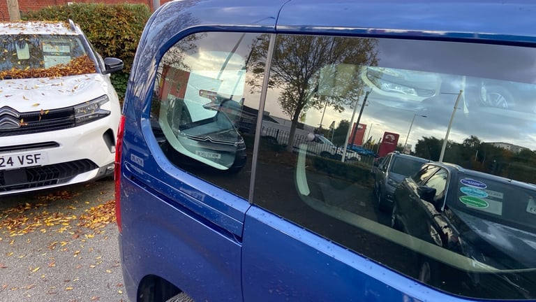 2022 Vauxhall Combo Life 1.5 Turbo D Edition MPV 5dr Diesel Manual 6Spd Euro 6 (s/s) (100 ps) MPV...