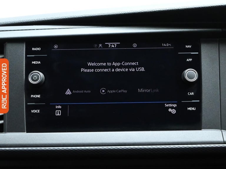 2020 Volkswagen Transporter 2.0 TDI T30 Highline Kombi Double Cab 5dr Diesel DSG FWD SWB Euro 6 (...