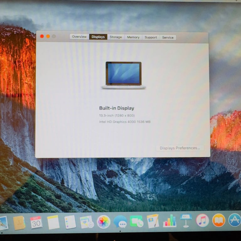 Apple MacBook Pro 13.3” screen
