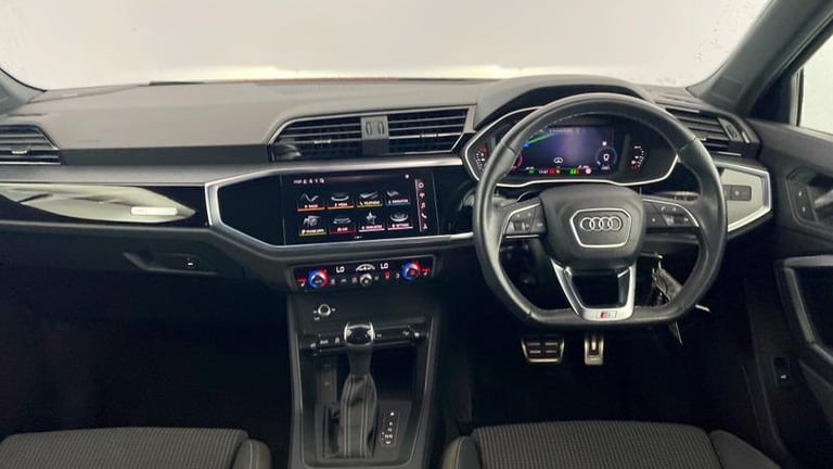 2022 Audi Q3 Black Edition 35 TFSI  150 PS S tronic Automatic Hatchback Petrol Automatic