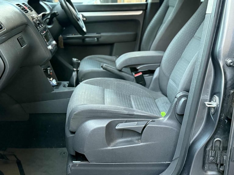 Volkswagen, TOURAN, MPV, 2006, Manual, 1968 (cc), 5 doors
