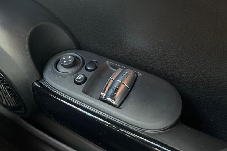 2023 MINI Hatch 2.0 Cooper S Sport Hatchback 3dr Petrol Steptronic Euro 6 (s/s) (178 ps) Au Hatch...