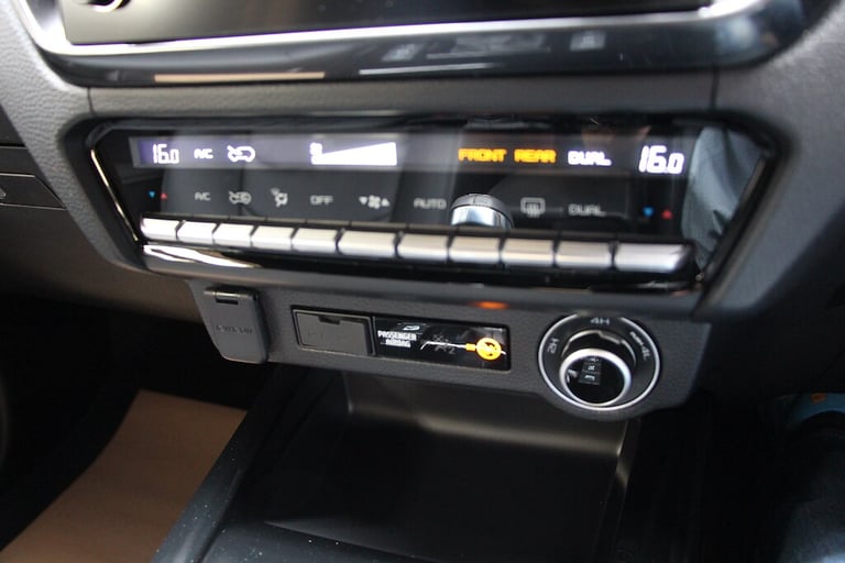 1969 Isuzu D-Max 1.9 TD V-Cross Double Cab Auto 4WD [164] (UNSTOPPABLE V-CROSS £2,500 + VAT Pick ...