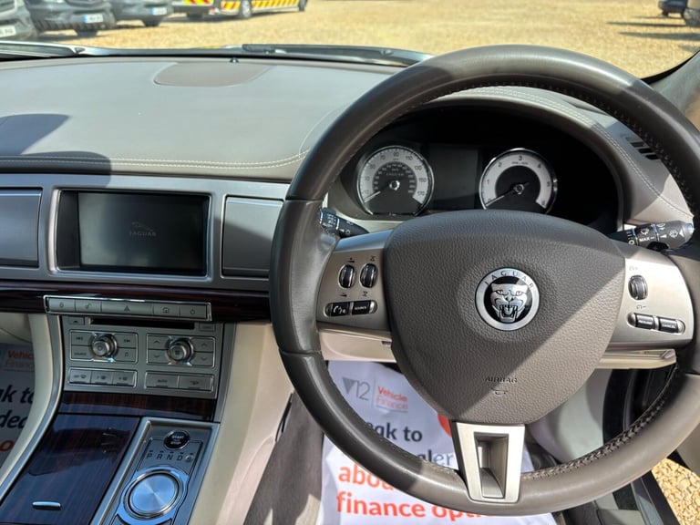 JAGUAR XF 3.0 d S V6 Portfolio 2009