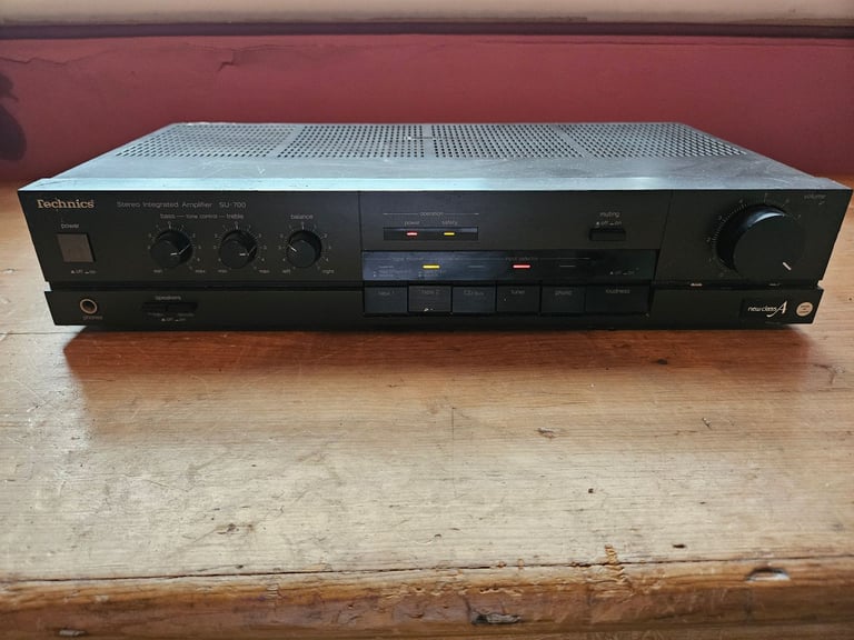 image for Technics SU-700 Stereo Integrated Amplifier