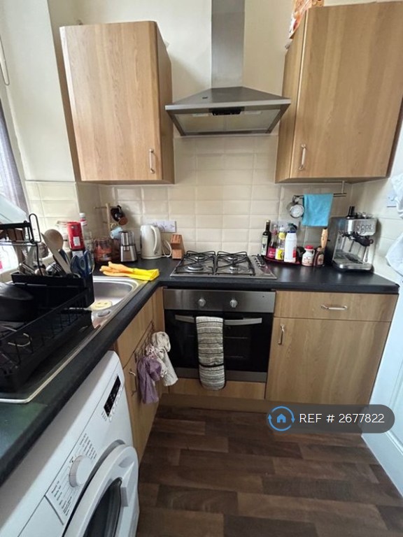 Studio flat in Haberfield House, Bristol, BS8 (#2677822)