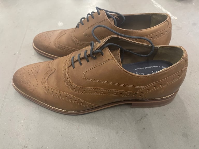 M&S Collection improved Comfort Brown Men’s Lace Up Shoe UK Size 7.5