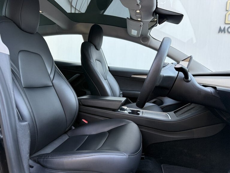 2022 Tesla Model 3 Saloon 4dr Electric Auto RWD (241 bhp) Saloon Electric Automatic