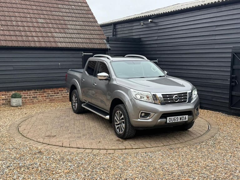 2019 Nissan Navara Double Cab Pick Up Tekna 2.3dCi 190 4WD Auto PICK UP DIESEL Automatic