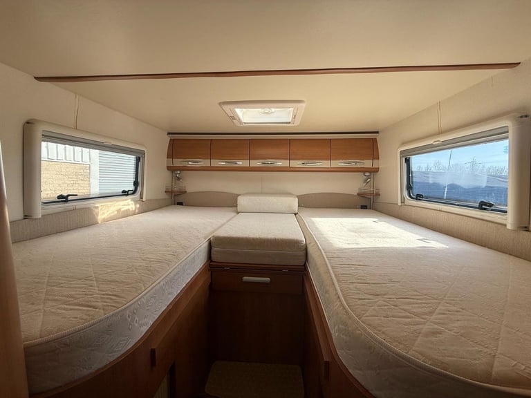 2012 Fiat DUCATO HOBBY EXCLUSIVE 690 MIAMI 4 BERTH MOTORHOME WITH LARGE GARAGE