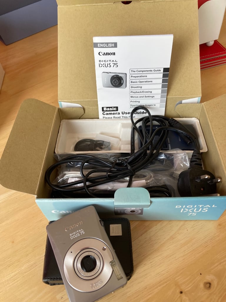 Cannon Digital IXUS 75 camera, Cannon Selphy CP740 compact photo printer and color ink cartidges