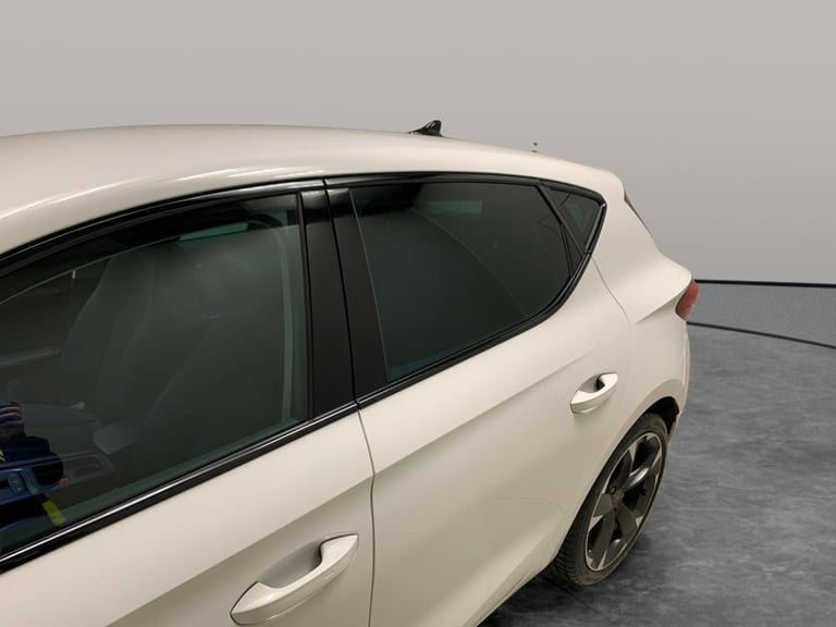 2023 Cupra Leon 1.5 eTSI EVO V1 Hatchback 5dr Petrol Hybrid DSG Euro 6 (s/s) (150 ps) - LED Hatch...