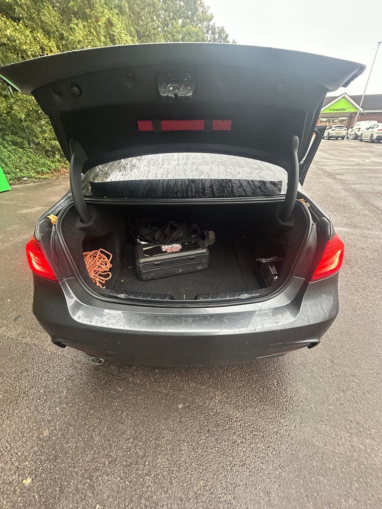 BMW 320D XDRIVE AUTO