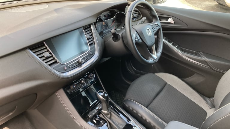 2020 Vauxhall Grandland X 1.2 Turbo SRi Nav 5dr Auto Petrol Hatchback Hatchback Petrol Automatic