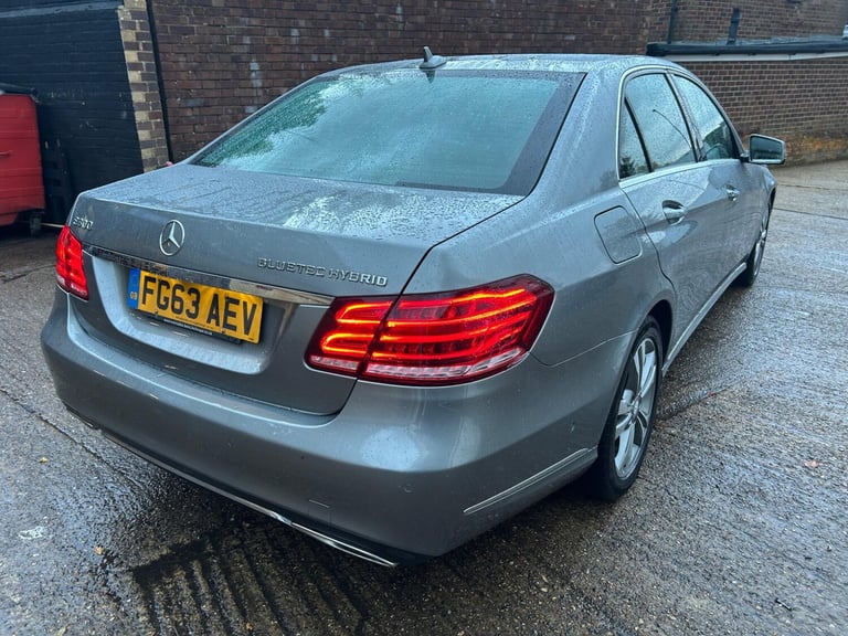 2013 Mercedes-Benz E Class E300 BlueTEC Hybrid SE 4dr 7G-Tronic SALOON DIESEL/ELECTRIC Automatic