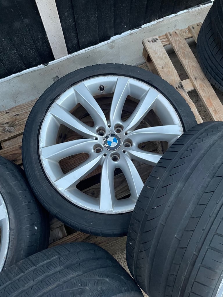 image for 19” bmw wheel 