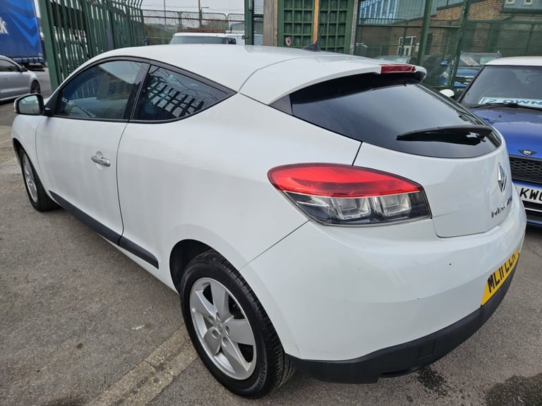 2011 Renault Megane 1.6 16V 110 Dynamique TomTom 3dr COUPE Petrol Manual